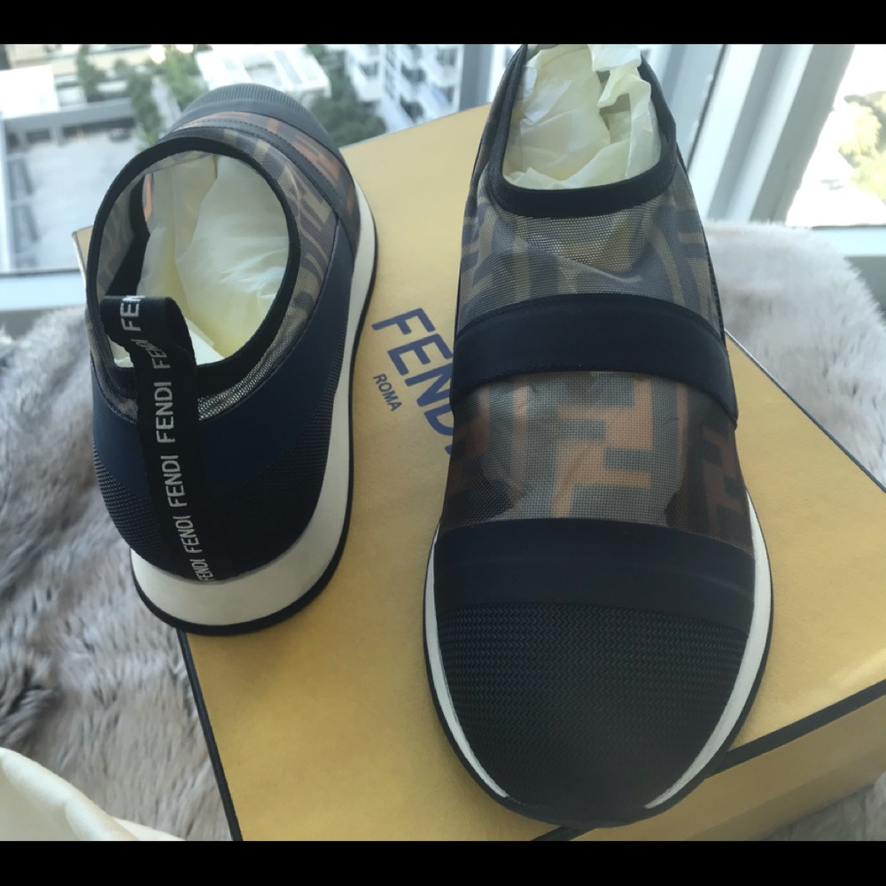 FENDI MESH SLIDERS.
